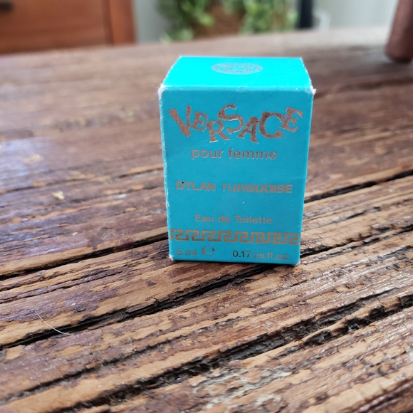 Versace Dylan Turquoise MINI 5ml - Picture 3 of 4